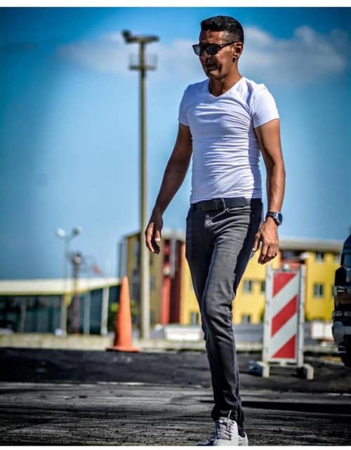 بیوگرافی رضا فهیم چیست؟