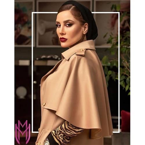 ماندانا مانی کیست؟