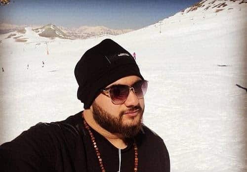 عکس های شیخ حسین را در کجا ببینیم؟