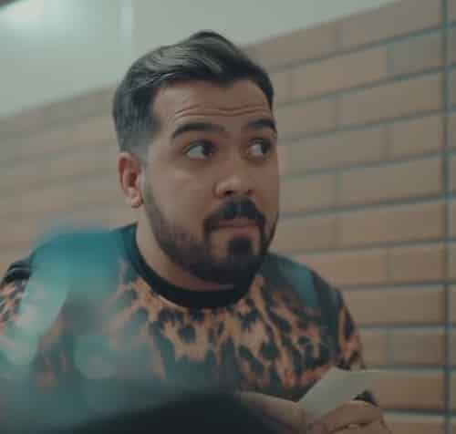 آیا این اینستاگرمر مهاجرت کرده است؟