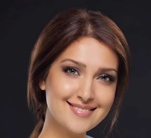 مژده جمال زاده خواننده و بازیگر افغان تبار کانادایی
