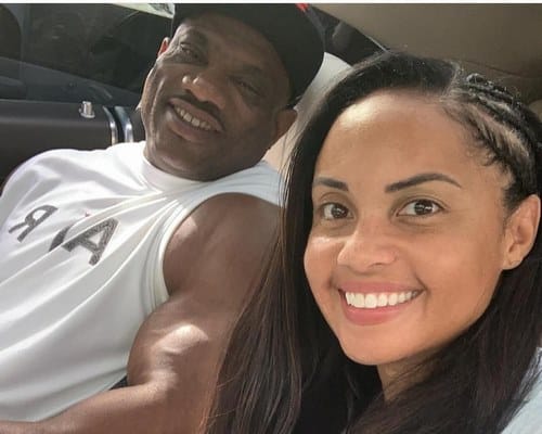 دکستر حکسون کیست؟