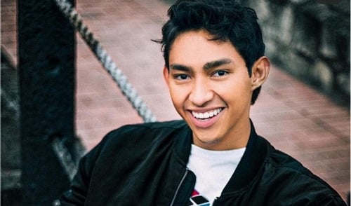 فرنانفلو کیست؟