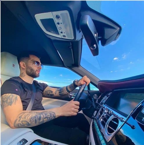 بیوگرافی پویان مختاری از مهاجرت تا مدیریت سایت شرط بندی