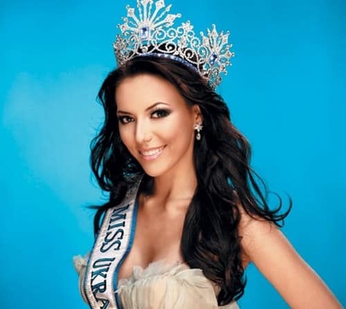 لیودمیلا بیکملینا کیست؟