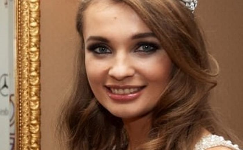 آنا پوسلوسکا کیست؟ 